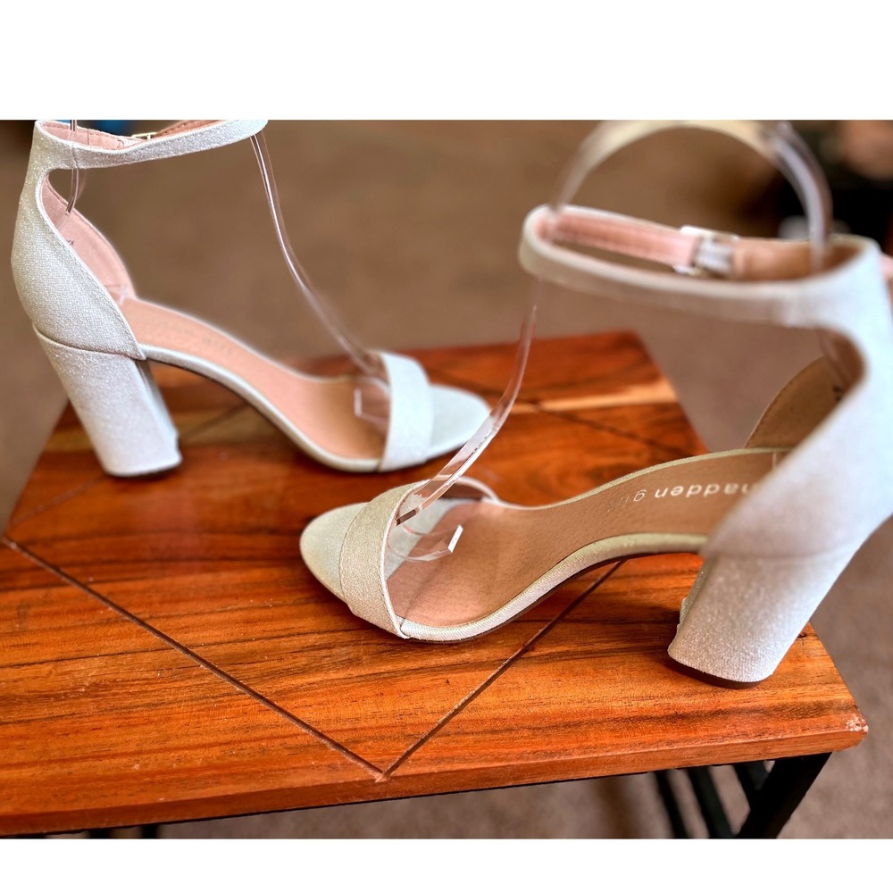Madden Girl Beelaa-G Mint Glitter Block‎ Heel Ankle Strap Sandals Size 6 NWB